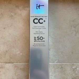 New in Box IT CC Cream Shade Light